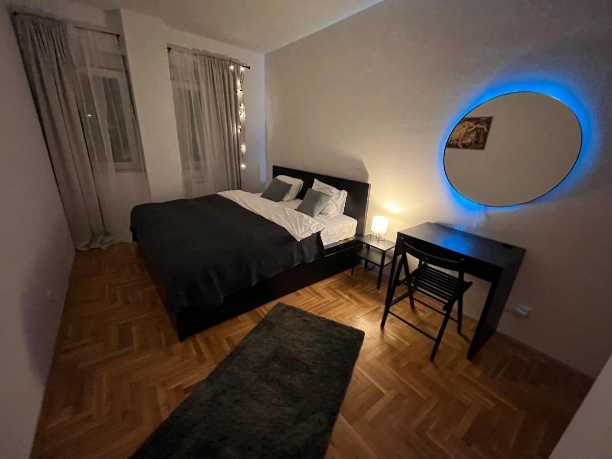 Apartment Ana - City Center Belgrade Extérieur photo