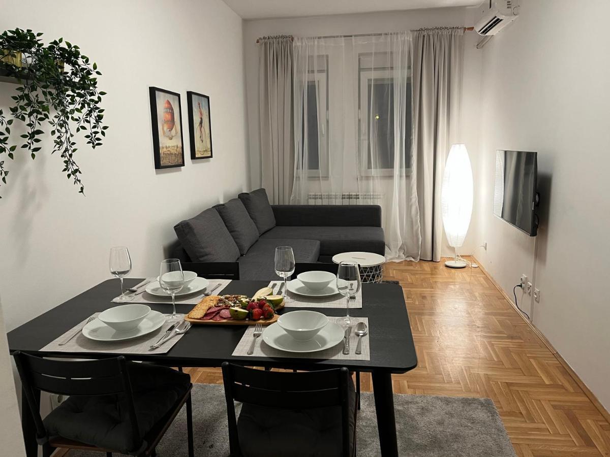 Apartment Ana - City Center Belgrade Extérieur photo