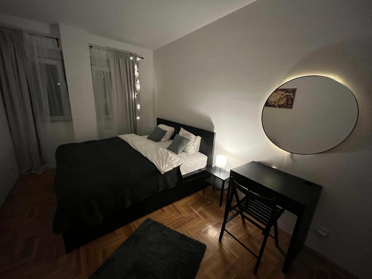 Apartment Ana - City Center Belgrade Extérieur photo